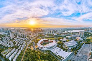 祝曼城球迷在新的一年龙腾四海，大展宏图！